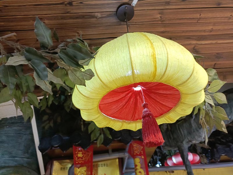 鲁艺花灯