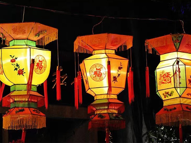 鲁艺花灯